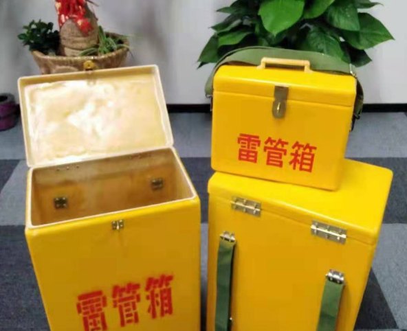 东明玻璃钢雷管箱有哪些特点